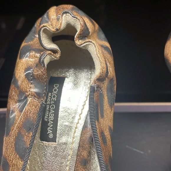 Dolce & Gabbana patent leather leopard print pumps - Picture 4 of 7